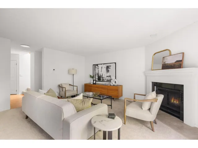 102 12747 16 AVENUE, Surrey, British Columbia V4A1N2