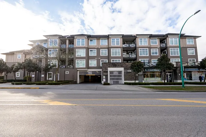 227 18818 68 AVENUE, Surrey, British Columbia V4N6K2