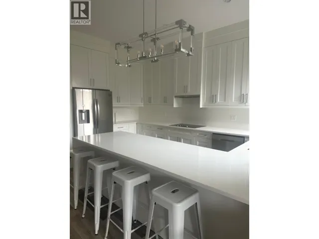 8128 HEATHER ST., Richmond, British Columbia V6Y2R1