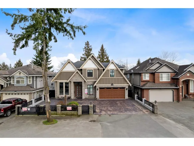 7818 127 STREET, Surrey, British Columbia V3W4B3