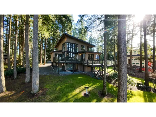 3177 207A STREET, Langley, British Columbia V3A4P5