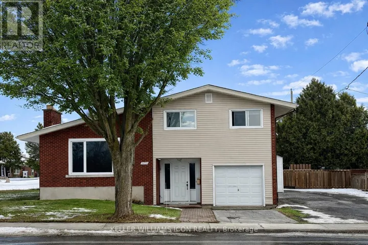 B - 2206 NAVAHO DRIVE, Ottawa, Ontario K2C0V9