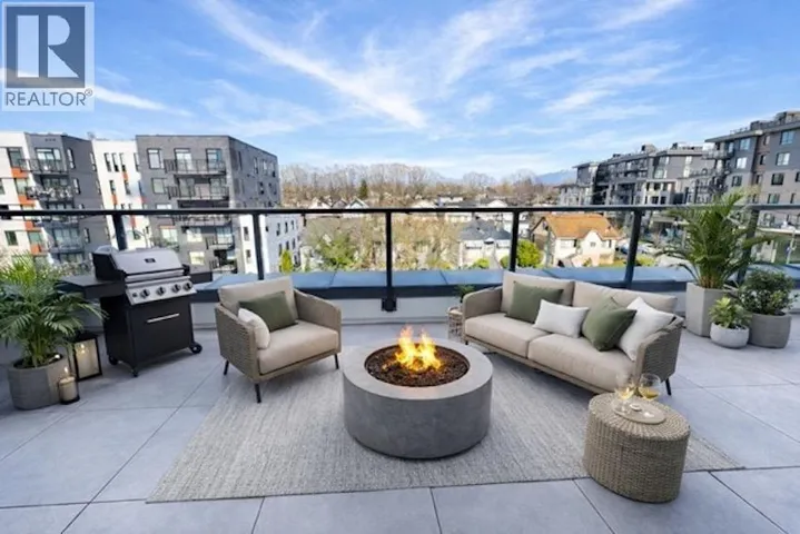 407 2268 E BROADWAY AVENUE, Vancouver, British Columbia V5N0L2
