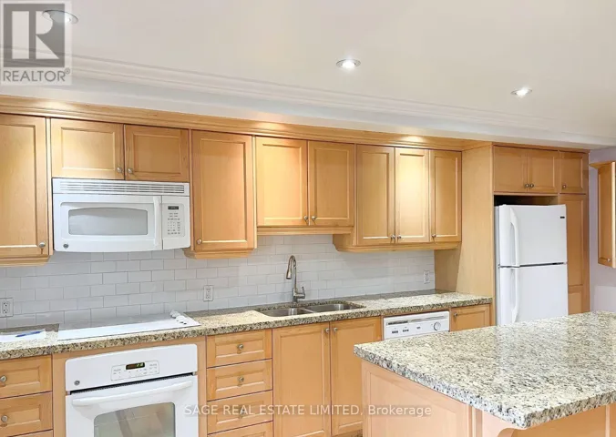 UNIT B - 50 JANE STREET, Toronto (Runnymede-Bloor West Village), Ontario M6S3Y3