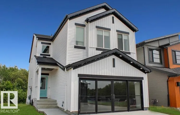 8612 183 AV NW, Edmonton, Alberta T5Z0X5
