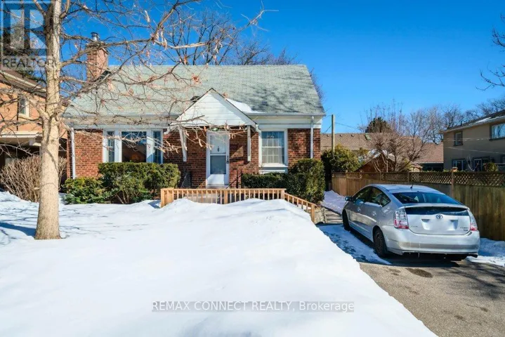5 QUEENSGROVE ROAD, Toronto (Birchcliffe-Cliffside), Ontario M1N3A9