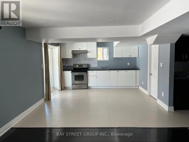 8 DOVETAIL DRIVE, Richmond Hill (Oak Ridges Lake Wilcox), Ontario L4E5B1