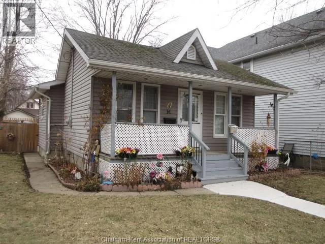 27 GRAY STREET, Chatham, Ontario N7M1S0