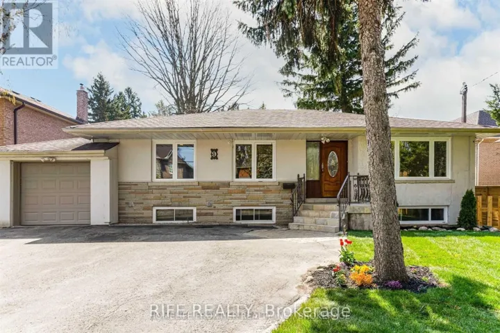 9 NORTHWOOD DRIVE, Toronto (Newtonbrook East), Ontario M2M2J7