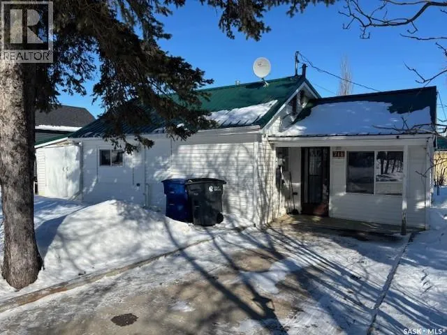 714 1st STREET, Kipling, Saskatchewan S0G2S0