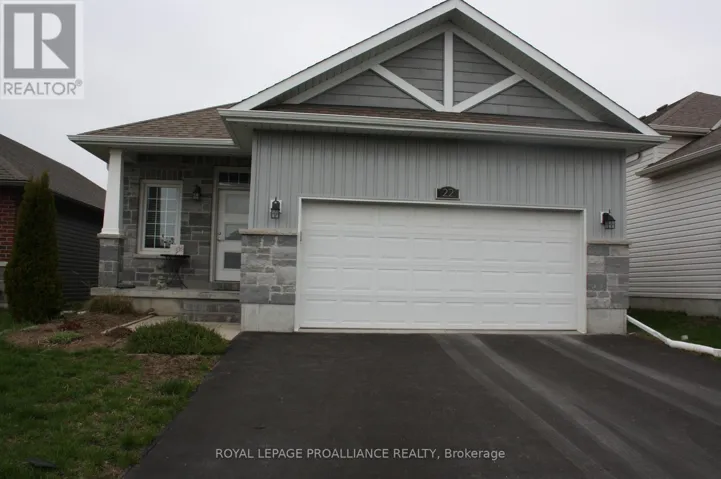 22 WALNUT CRESCENT, Belleville (Thurlow Ward), Ontario K8N0E4