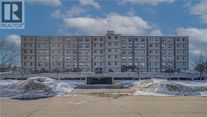 18 HOLBORN Court Unit# 610, Kitchener, Ontario N2A4A1