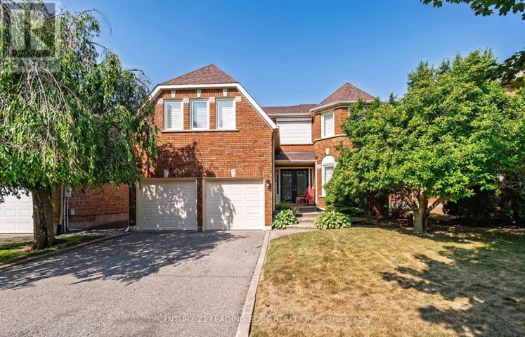 207 LARKIN AVENUE, Markham (Markham Village), Ontario L3P4Y7