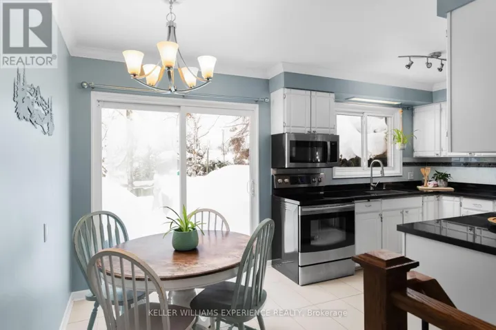 27 OTTAWAY AVENUE, Barrie (Wellington), Ontario L4M2W6