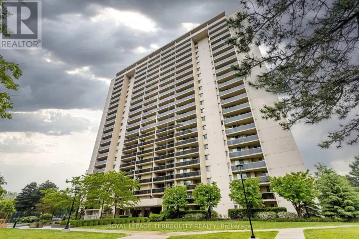 1907 - 812 BURNHAMTHORPE ROAD, Toronto (Markland Wood), Ontario M9C4W1