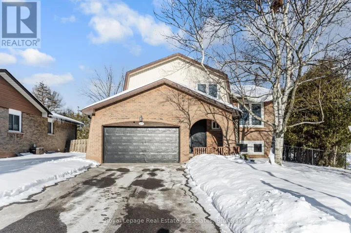 471 VALHALLA COURT, Oakville (WO West), Ontario L6L5M5