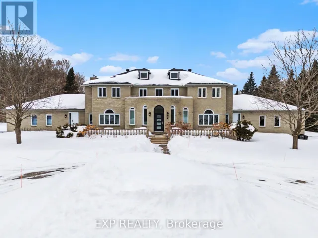 5749 KNIGHTS DRIVE, Ottawa, Ontario K4M1K2