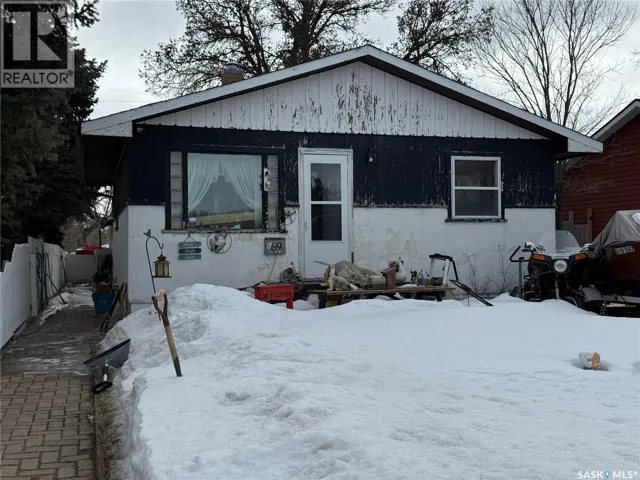669 Stadacona STREET E, Moose Jaw, Saskatchewan S6H0K1