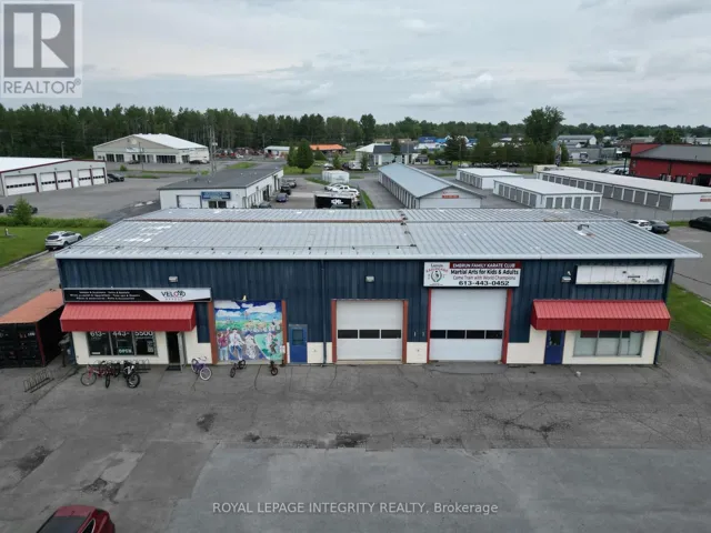 671 NOTRE DAME STREET, Russell, Ontario K0A1W1