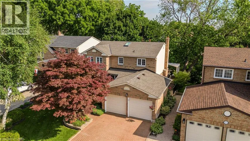 2117 FALLINGBROOK Court, Burlington, Ontario L7M2Y6