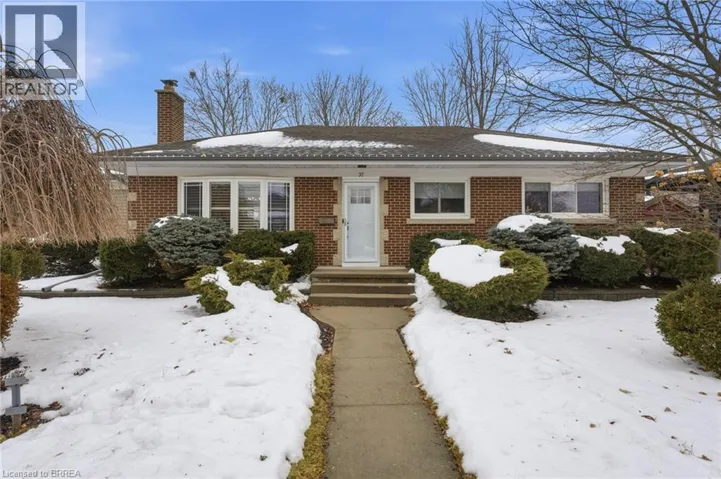 37 HILLIER Crescent, Brantford, Ontario N3R1X3