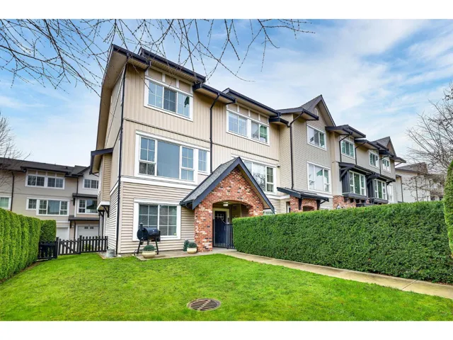 58 2450 161A STREET, Surrey, British Columbia V3Z8K4