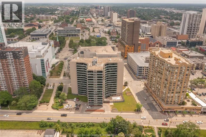 111 RIVERSIDE DRIVE East Unit# 311, Windsor, Ontario N9A2S6