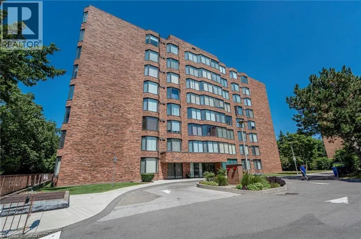 200 LIMERIDGE Road W Unit# 105, Hamilton, Ontario L9C7M7