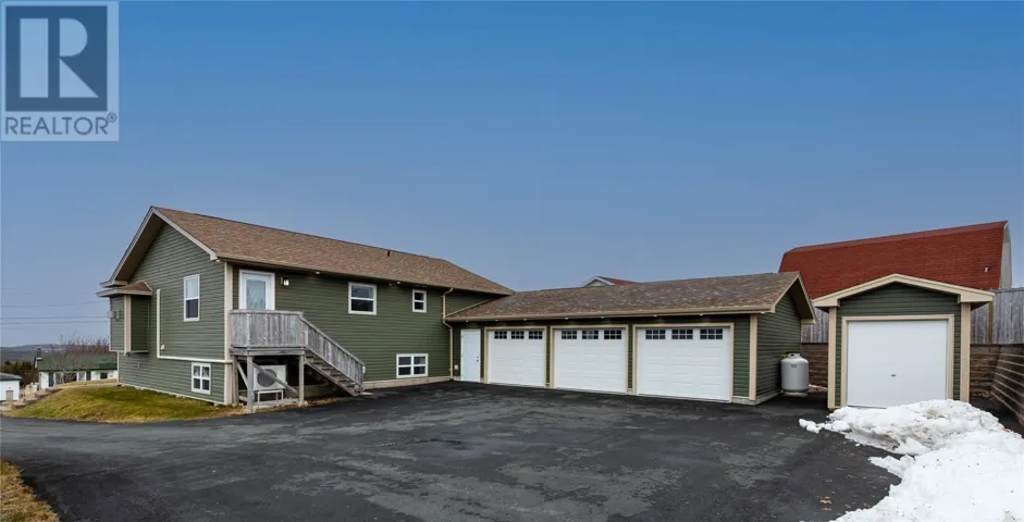 28 Milton Road, Paradise, Newfoundland & Labrador A1L1M7