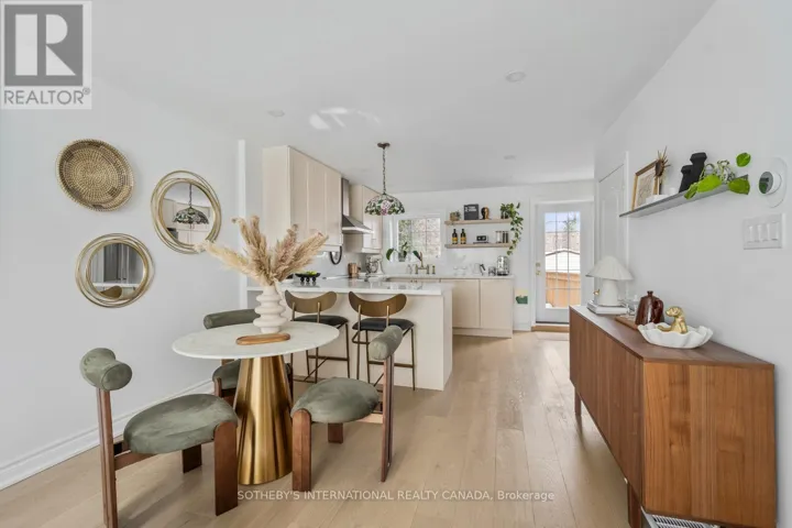 114 GLENVALE BOULEVARD, Toronto (Leaside), Ontario M4G2V9