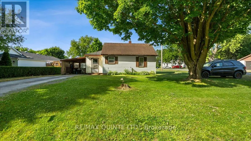 23 FAWCETT AVENUE, Prince Edward County (Hallowell Ward), Ontario K0K2T0