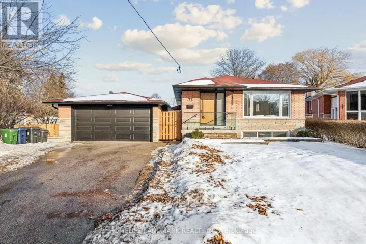 77 PEACE DRIVE, Toronto (Woburn), Ontario M1G2V3