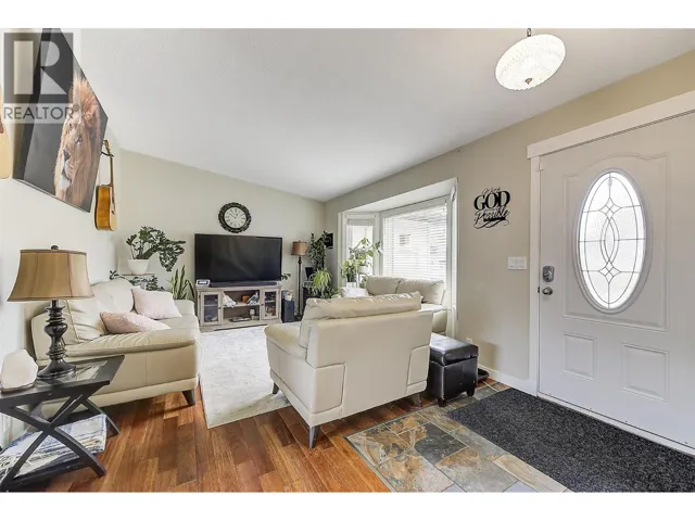 3155 Webber Road, West Kelowna, British Columbia V4T1E7