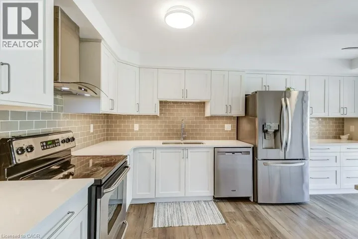 67 CAROLINE Street S Unit# 9D, Hamilton, Ontario L8P3K6