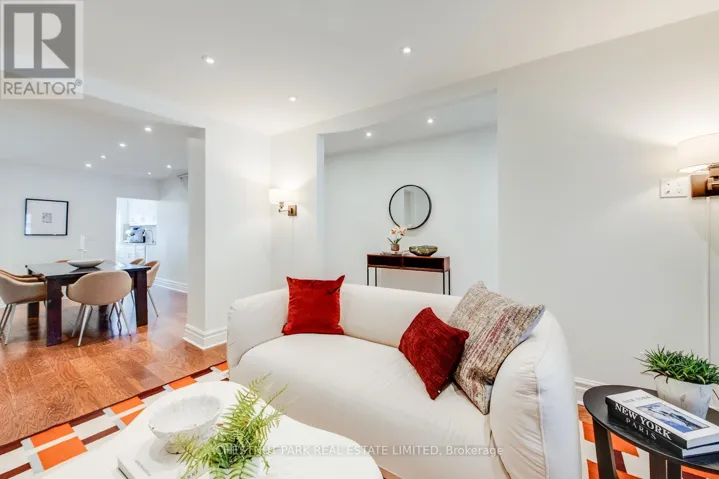 268 PRESCOTT AVENUE, Toronto (Weston-Pellam Park), Ontario M6N3H1