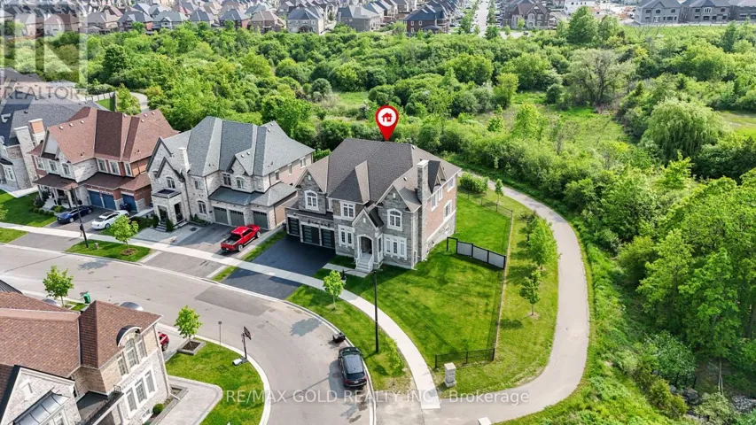 40 AUTUMN OLIVE WAY, Brampton (Toronto Gore Rural Estate), Ontario L6P4Z3
