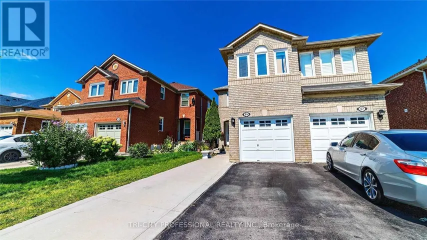 65 MOUNT RANIER CRESCENT, Brampton (Sandringham-Wellington), Ontario L6R2L1