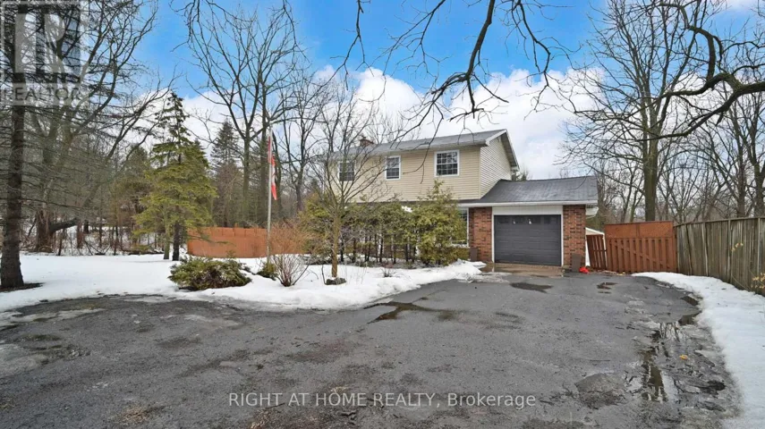 301 GARNER ROAD E, Hamilton (Ancaster), Ontario L9G3K9