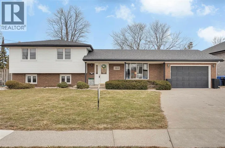 3868 HOWARD, Windsor, Ontario N9G1N7