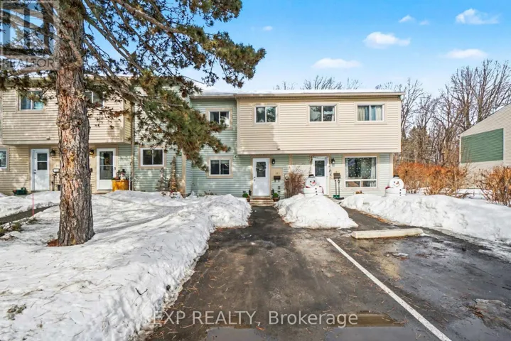 185 TEAL CRESCENT, Ottawa, Ontario K1E2C3