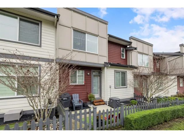 82 15665 MOUNTAIN VIEW DRIVE, Surrey, British Columbia V3Z0W8