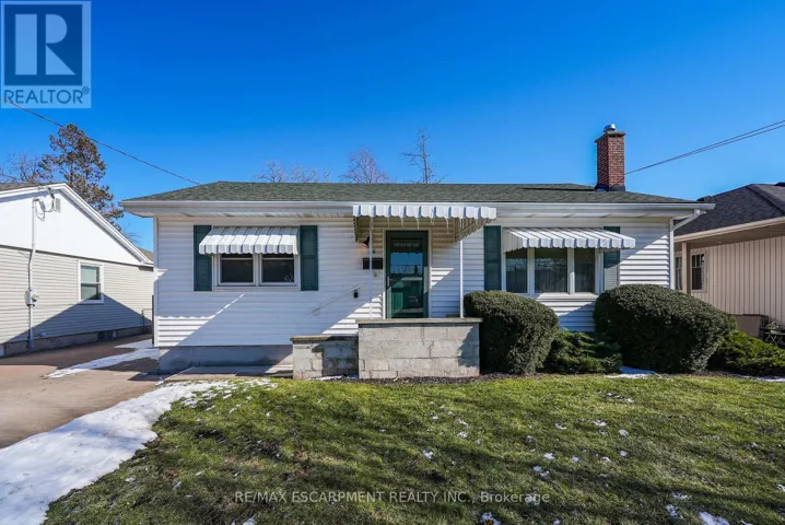 36 LAKEVIEW AVENUE, Grimsby (Grimsby Beach), Ontario L3M3M2