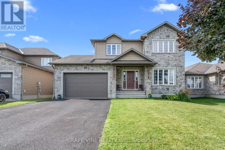 84 SETTLEMENT LANE, Russell, Ontario K4R0A4