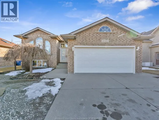 40 Sandy Lake DRIVE, Leamington, Ontario N8H5K4