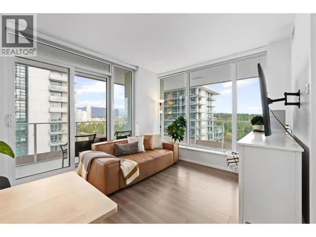 2801 3833 EVERGREEN PLACE, Burnaby, British Columbia V3J0M2