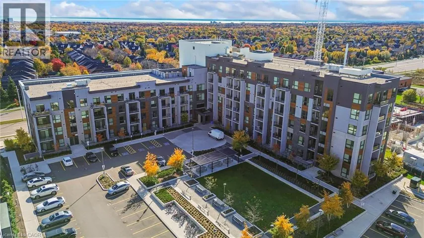 95 DUNDAS Street Unit# 004, Oakville, Ontario L6M5N4