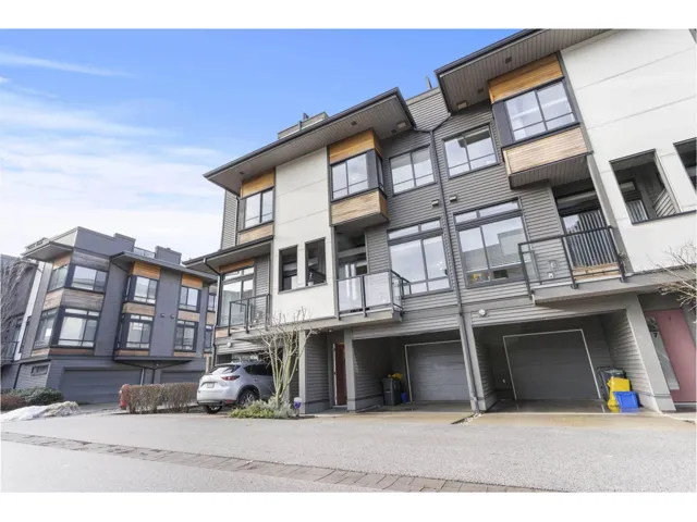 8 7811 209 STREET, Langley, British Columbia V1X1X1