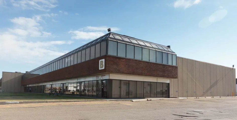 Suite 9681 9645 45 Avenue, Edmonton, Alberta T6E5Z8