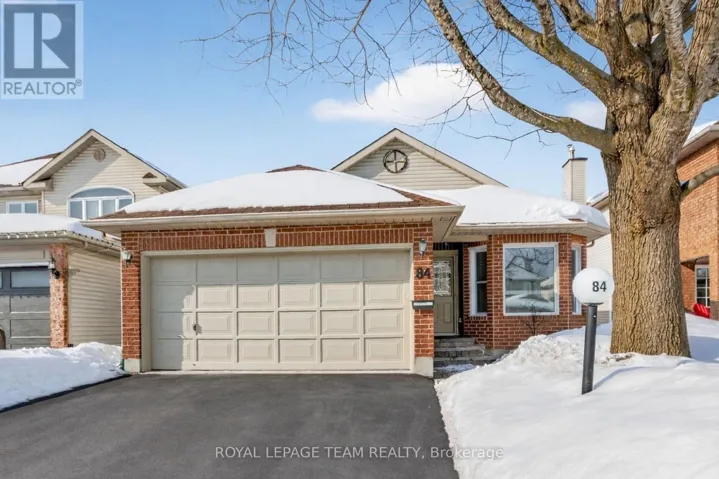 84 NEWBOROUGH CRESCENT, Ottawa, Ontario K2G6A9