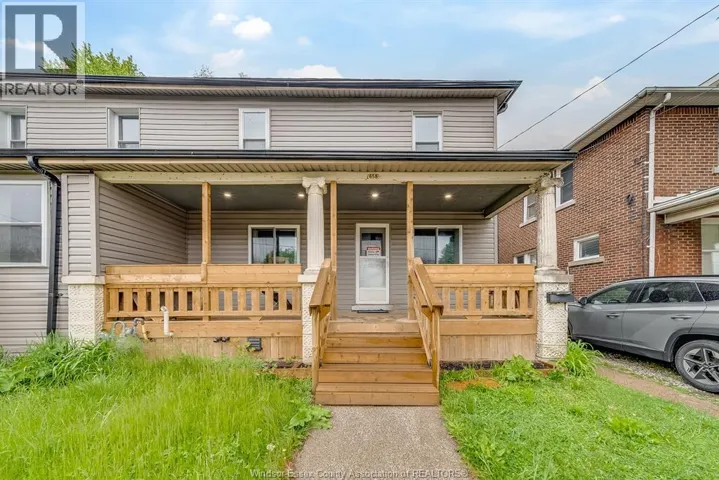 658 TOURNIER, Windsor, Ontario N9C3H2